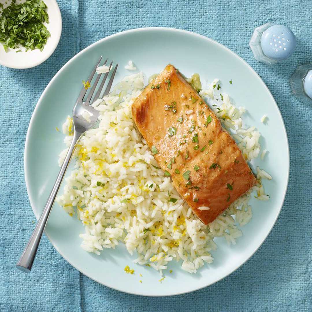 Garlic Butter Salmon and Citrus Rice – Bigas Online